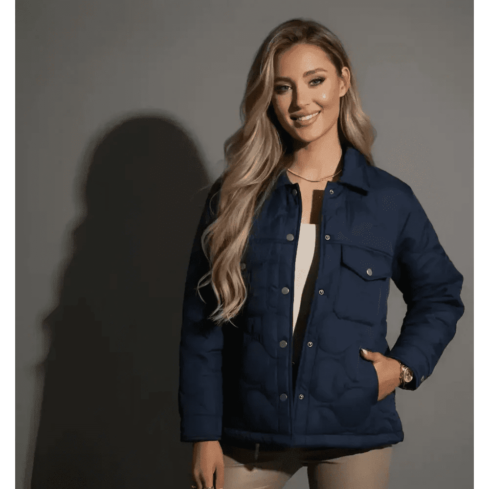 Parka bleu marine femme : comment la porter et avec quoi ? Image