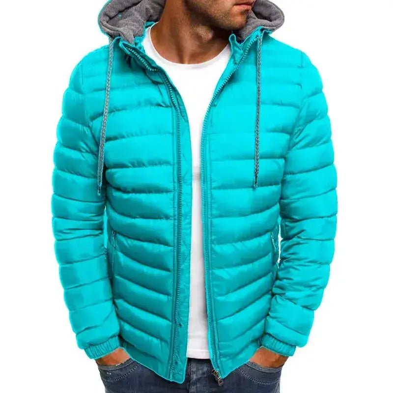 Parka doudoune homme légère en turquoise avec capuche, parfaite pour un look coloré en hiver.