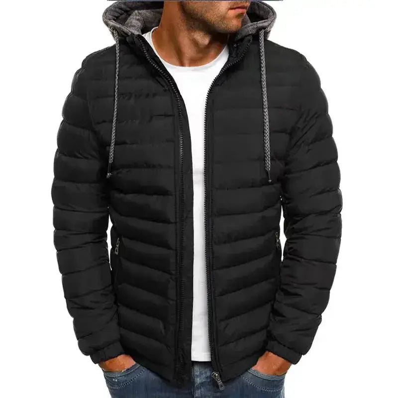 Parka doudoune homme légère en noir avec capuche, idéale pour l'hiver.