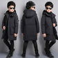 Parka enfant garçon noir avec plusieurs poches, protection thermique et cordon à la taille