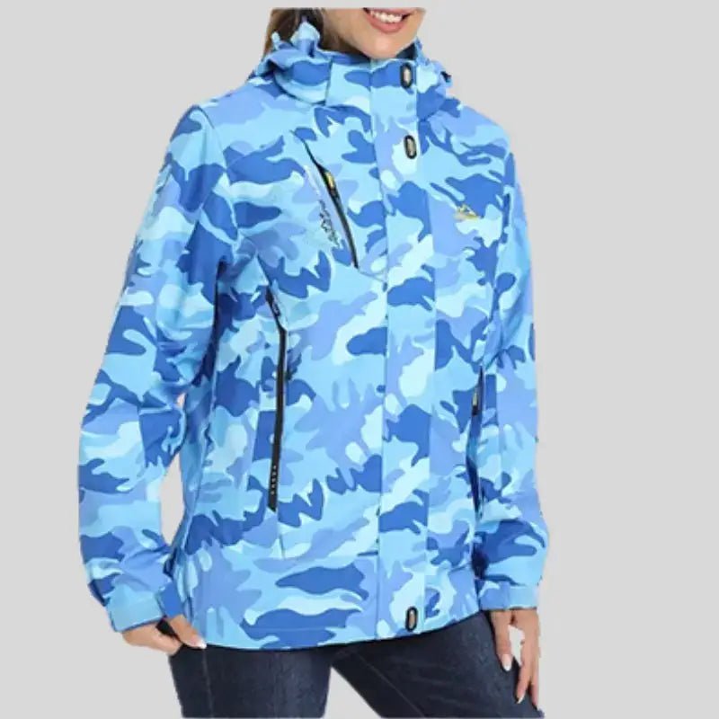 Parka femme colorée en bleu camouflage avec capuche, idéale pour l'hiver.