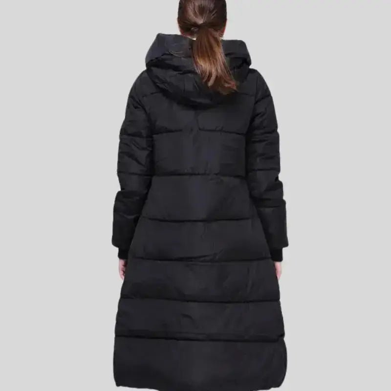 Parka grande taille femme matelassée noire vue arrière, manteau long pour l'hiver.