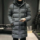 Parka homme chaude avec tissu extérieur déperlant et coupe pratique, long gris