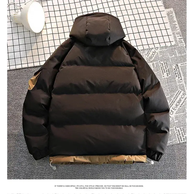 Parka kaki pour homme avec capuche réglable et doublure intérieure noire