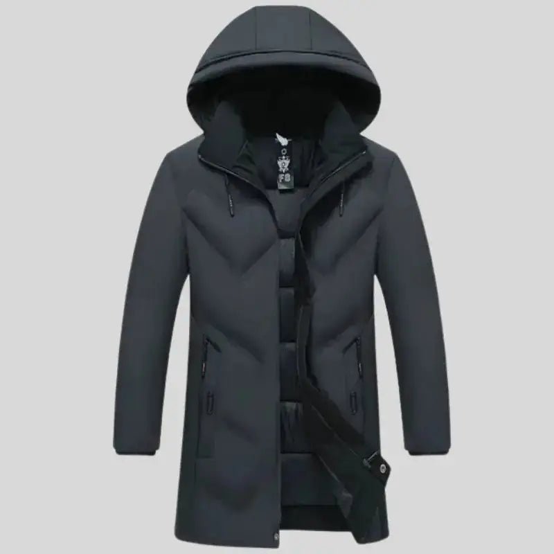 Parka homme grande taille à capuche noire Le Fortiche, coupe adaptée aux morphologies fortes, confort et style.