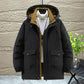 Parka pour homme noire avec capuche ajustable, doublure intérieure tan et usage quotidien