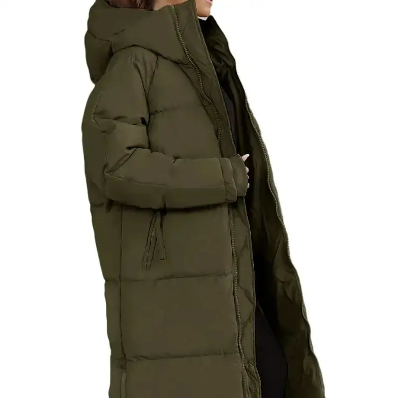 Parka femme longue olive verte avec capuche pour un style chaud et tendance