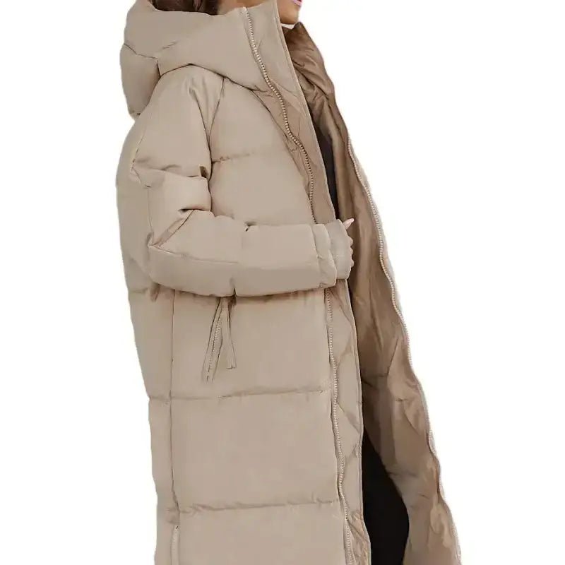 Parkas femme longue matelassée beige avec capuche, idéale pour l'hiver et le confort.